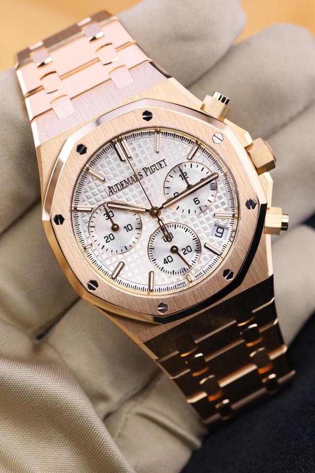 A&P ROYAL OAK Pink Gold Silver-Toned Dial CHRONOGRAPH 41mm