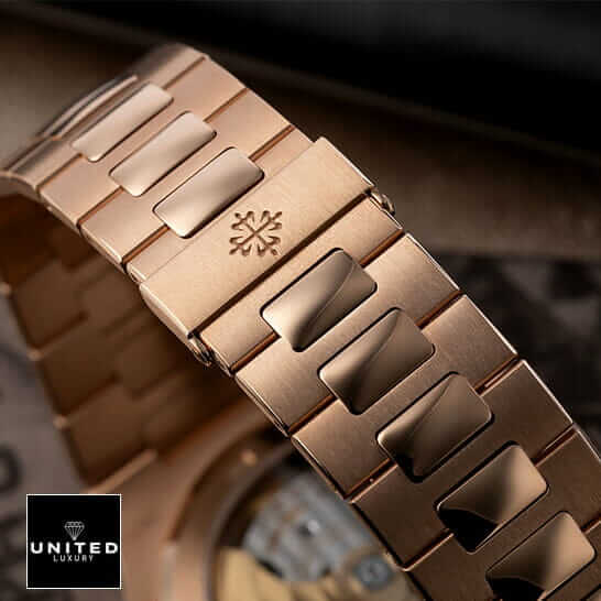 Patek Philippe Nautilus Rose Black Dial Replica 4 Patek Philippe Nautilus Rose Gold Bracelet Replica closed clasp