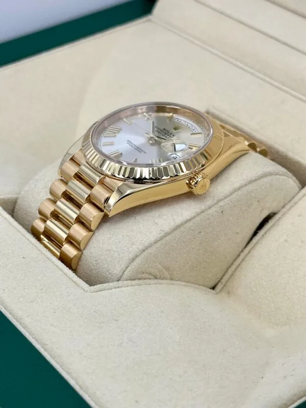 RLX Day-Date "President" 40mm Yellow Gold Silver Roman Dial - 228238