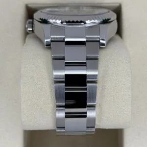 RLX Sky-Dweller 42mm 336934-0005/0006 Stainless Steel Blue Dial Jubilee
