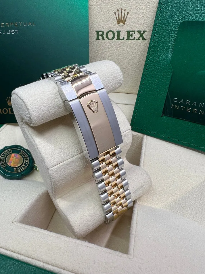 RLX Datejust 36mm 126233 Champagne Dial Jubilee Bracelet Watch