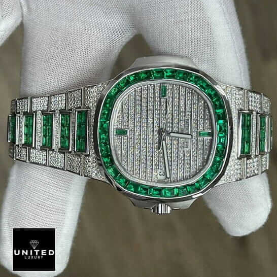 Emerald Bezel 5711 Replica 5 emerald-bezel-5711-replica-2