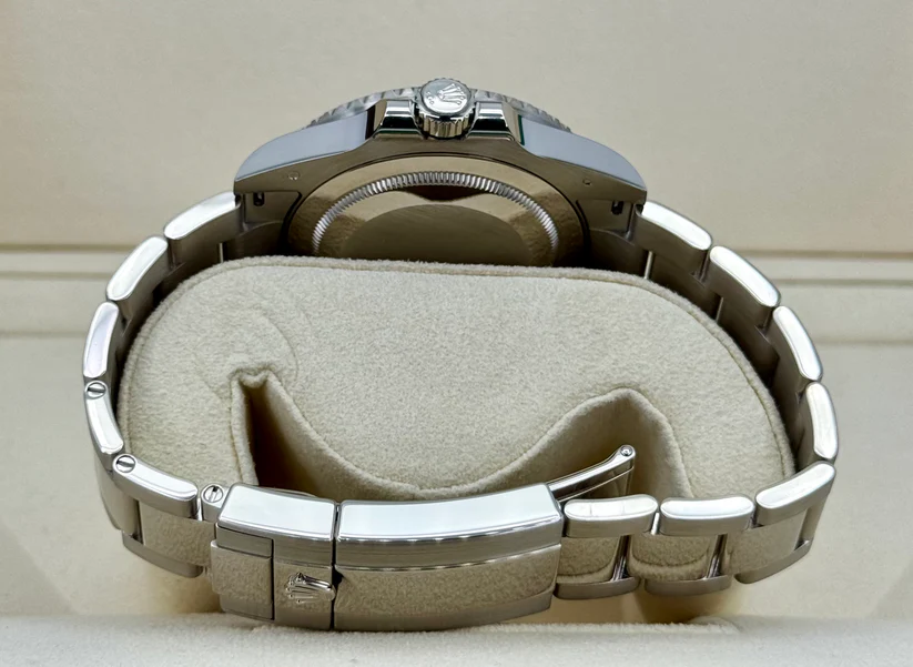 RLX GMT-Master II 40mm 126719BLRO