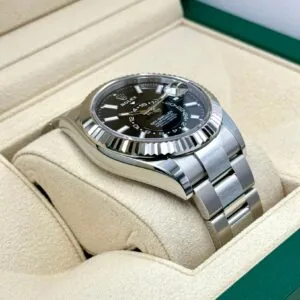 RLX Sky-Dweller 42mm 336934-0007/0008 Stainless Steel Black Dial Oyster