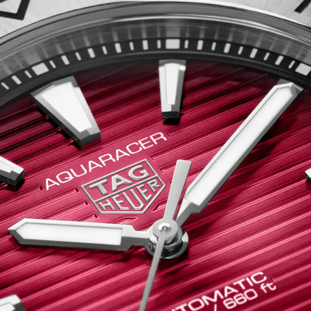 【7A Quality】TAG Heuer Aquaracer Professional 200 40mm Mens Watch Red WBP2114.BA0627