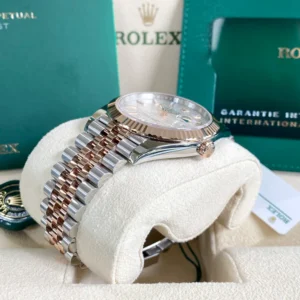 RLX Datejust 41mm 126331 Silver Fluted Motif Dial Two Tone Stainless Steel & 18K Rose Gold Jubilee Bracelet Men's Watch