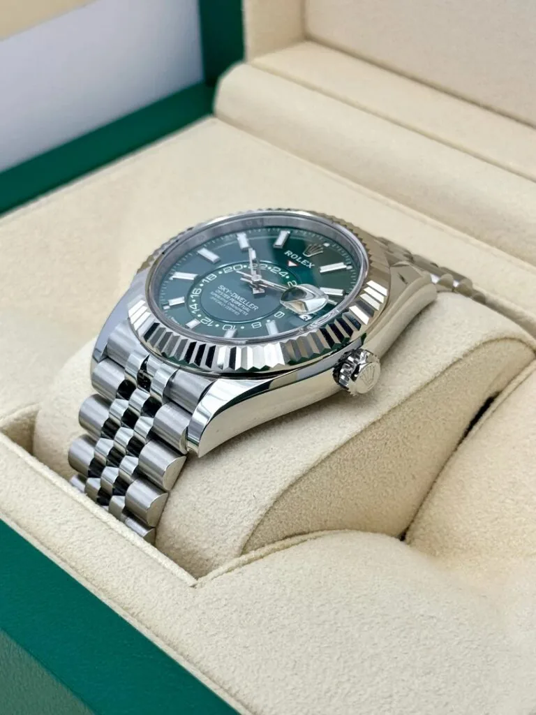 RLX Sky-Dweller 42mm 336934-0001/0002 Stainless Steel Green Dial Oyster