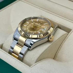 RLX Sky-Dweller 42mm 336933-0001/0002 Two-Tone Yellow Gold Champagne Dial Oyster