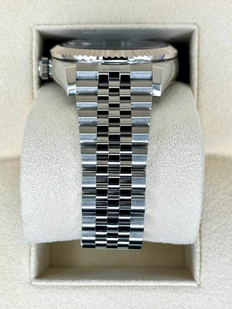 RLX Sky-Dweller 42mm 336934-0001/0002 Stainless Steel Green Dial Oyster