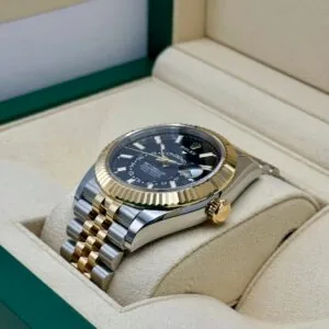RLX Sky-Dweller 42mm 336933-0003/0004 Two-Tone Yellow Gold Black Dial Jubilee