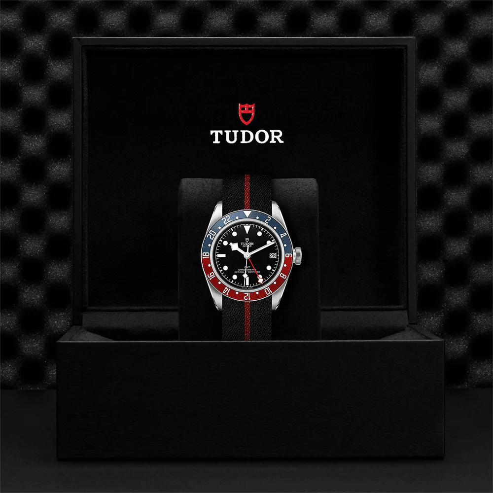【7A Quality】TUDOR Black Bay GMT 41mm Black Dial Automatic Men's Fabric Strap Watch M79830RB-0003