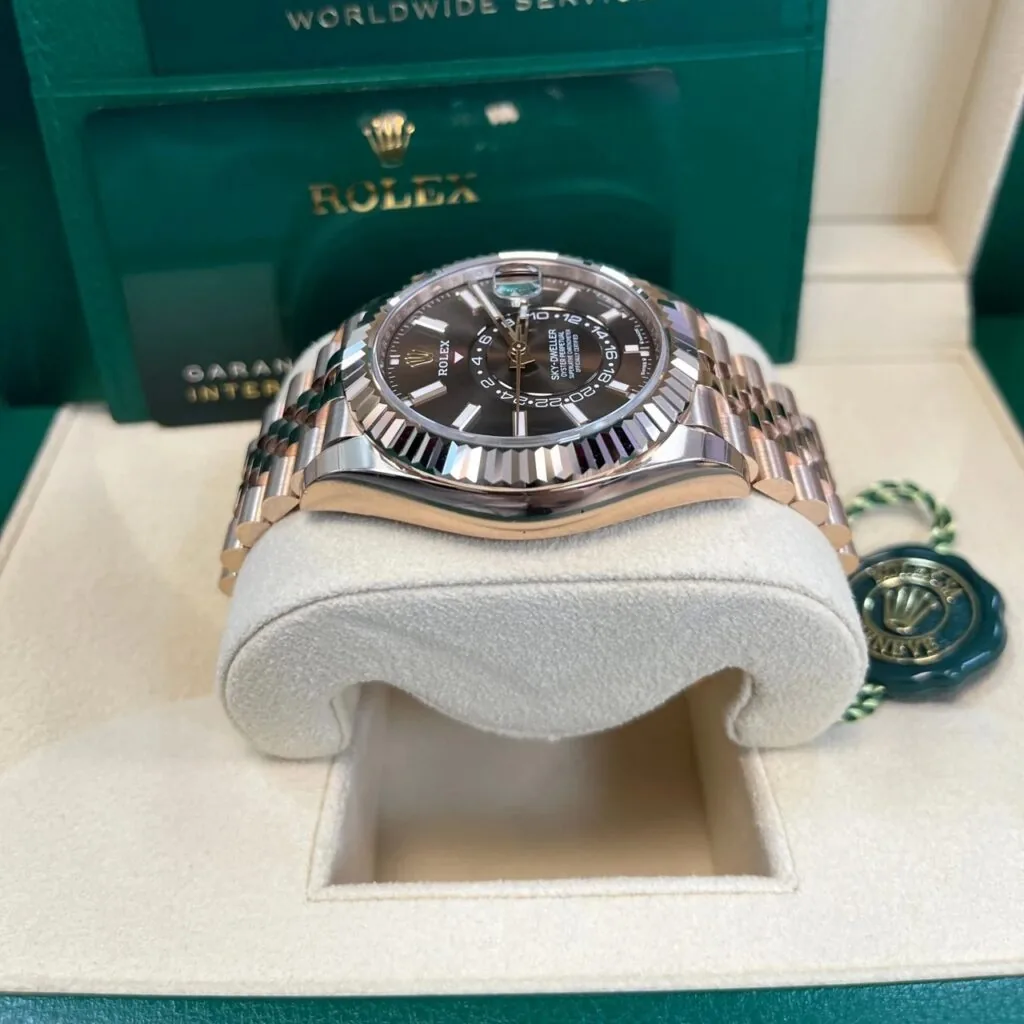 RLX Sky-Dweller 42mm 336935-0002/0006 Rose Gold Chocolate Dial Jubilee