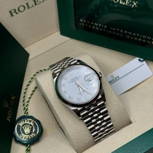 RLX Datejust 41mm Smooth Bezel White Roman Dial Jubilee - 126300