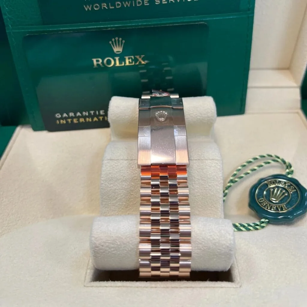 RLX Sky-Dweller 42mm 336935-0002/0006 Rose Gold Chocolate Dial Jubilee