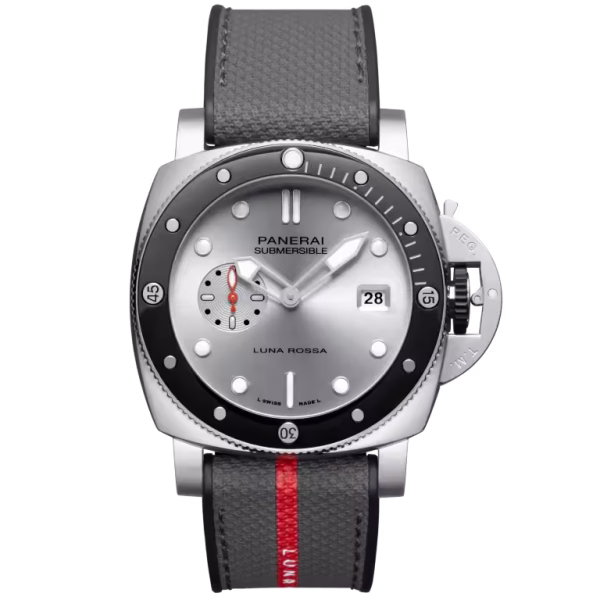 Panerai Submersible QuarantaQuattro Luna Rossa 44mm PAM01681