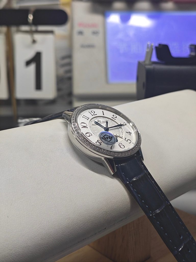 Jaeger-LeCoultre Rendez-Vous Night & Day Q3448430 34MM Replica JL020