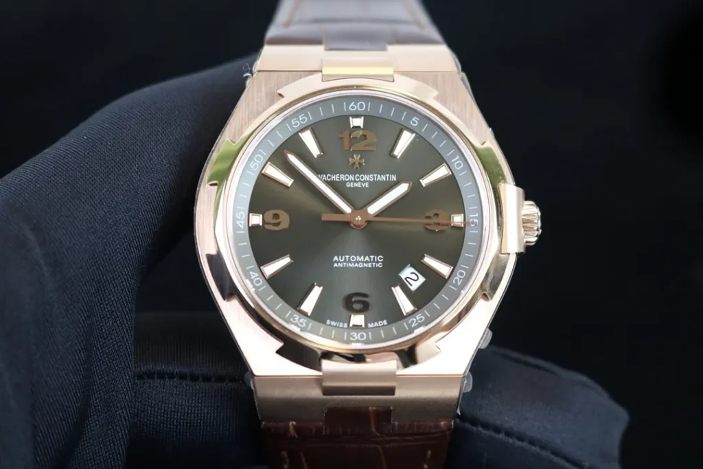 Vacheron Constantin Overseas 47040/000R-9666 42MM Replica VC029