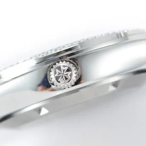 Vacheron Constantin Overseas Quartz 1205V/100A-B590 33MM Replica VC077
