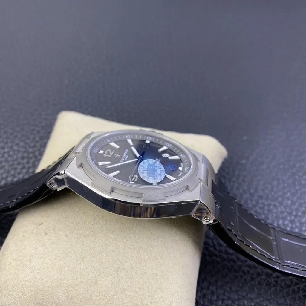 Vacheron Constantin Overseas 47040/000W-9500 42MM Replica VC060