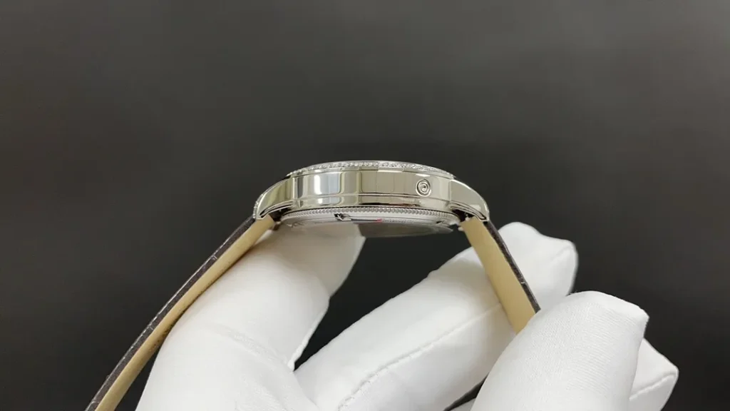 Vacheron Constantin Traditionnelle Moon Phase 83570/000G-9916 36MM Replica VC067