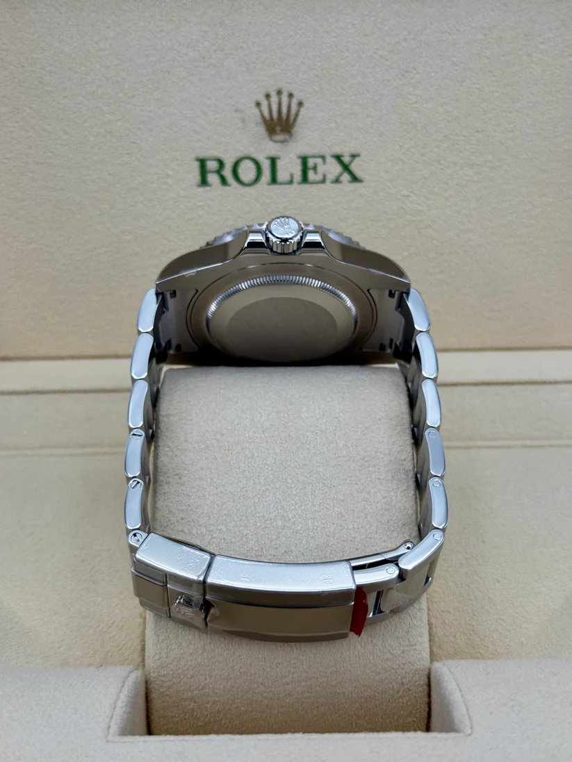 Rolex GMT-Master II 116710LN 40mm