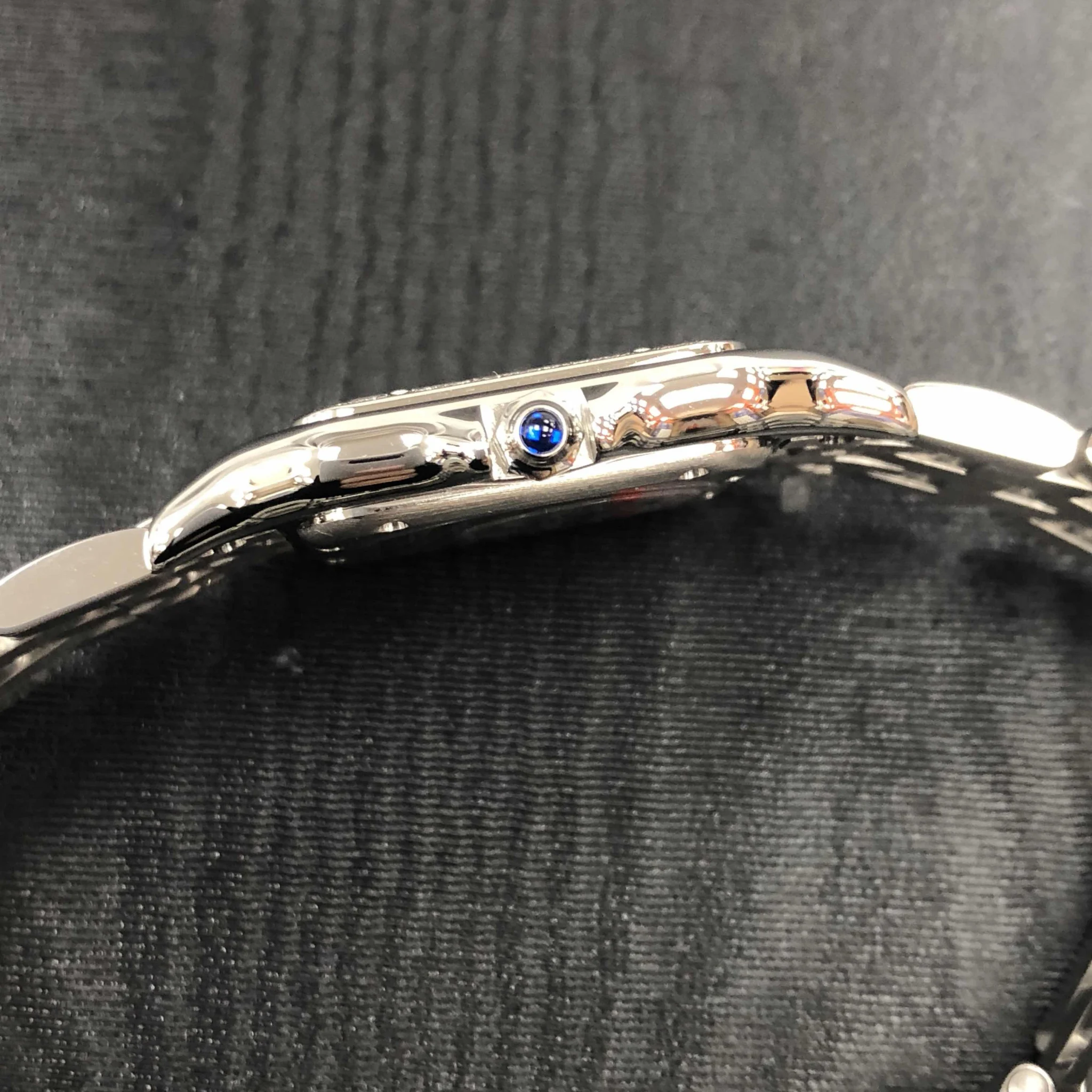 CARTIER Panthere Medium Model Diamond W4PN0008 - United Luxury