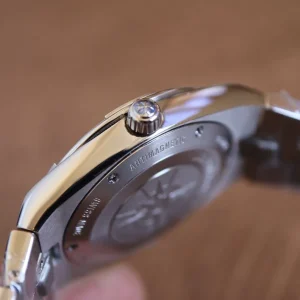 Vacheron Constantin Overseas Quartz 1225V/200A-B590 33MM Replica VC086